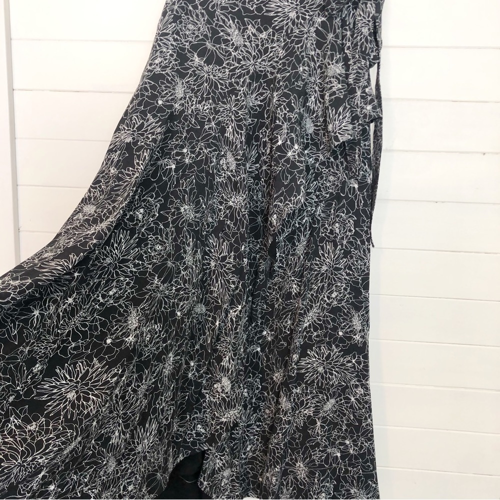 Amur Knox Wrap Floral Skirt Ruffle Black White - Picture 5 of 10